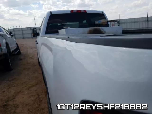1GT12REY5HF218882 фото 10
