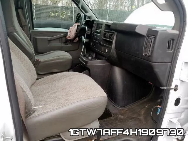 1GTW7AFF4H1909730 фото 5