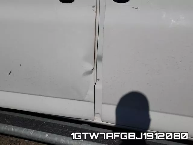 1GTW7AFG8J1912080 фото 10