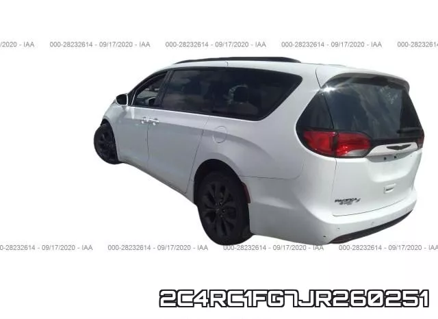 2C4RC1FG7JR260251 фото 4