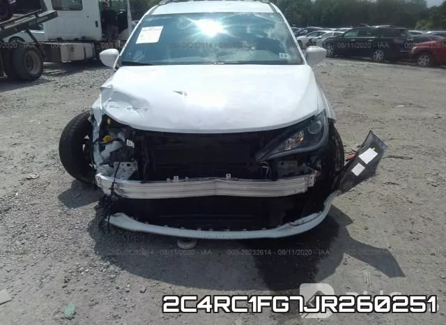2C4RC1FG7JR260251 фото 7