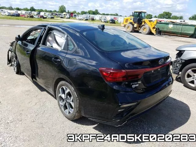3KPF24AD5KE020283 фото 4