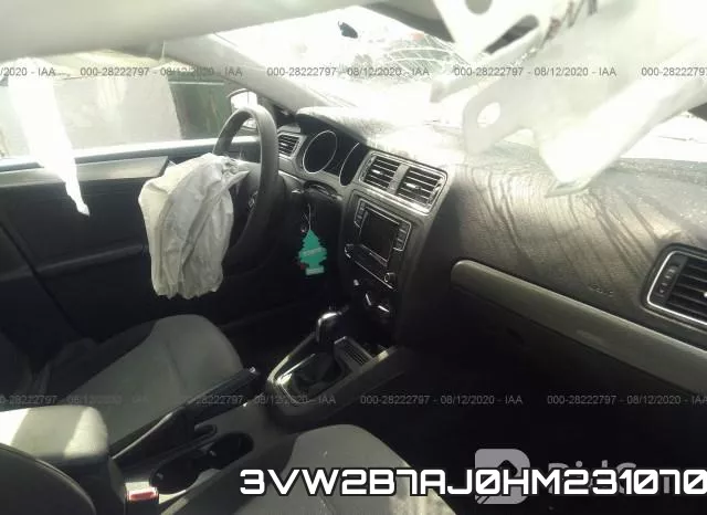 3VW2B7AJ0HM231070 фото 6
