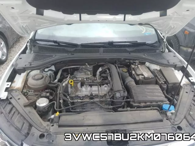 3VWC57BU2KM076064 фото 8