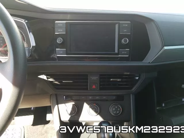 3VWC57BU5KM232923 фото 10