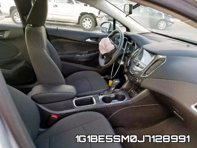 1G1BE5SM0J7128991 фото 6