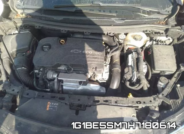 1G1BE5SM7H7180614 фото 2