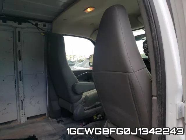 1GCWGBFG0J1342243 фото 7