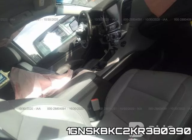 1GNSKBKC2KR380390 фото 6