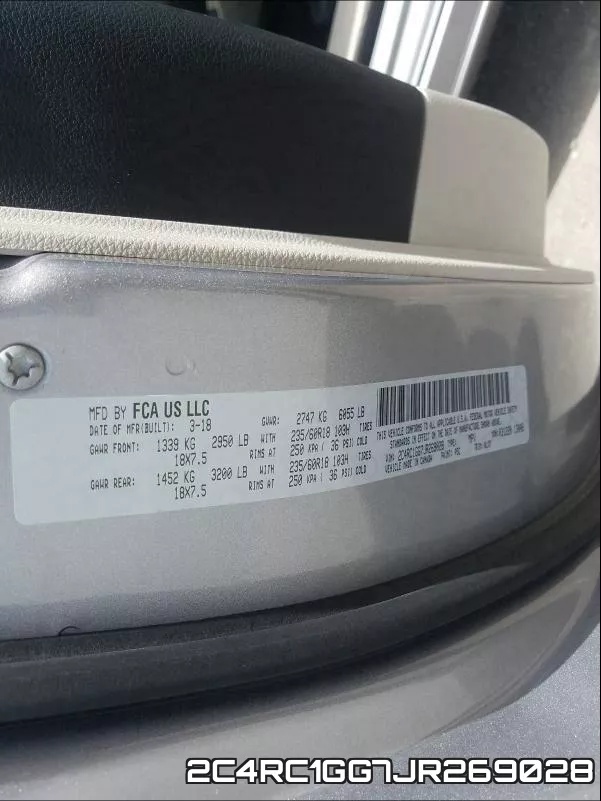 2C4RC1GG7JR269028 фото 2