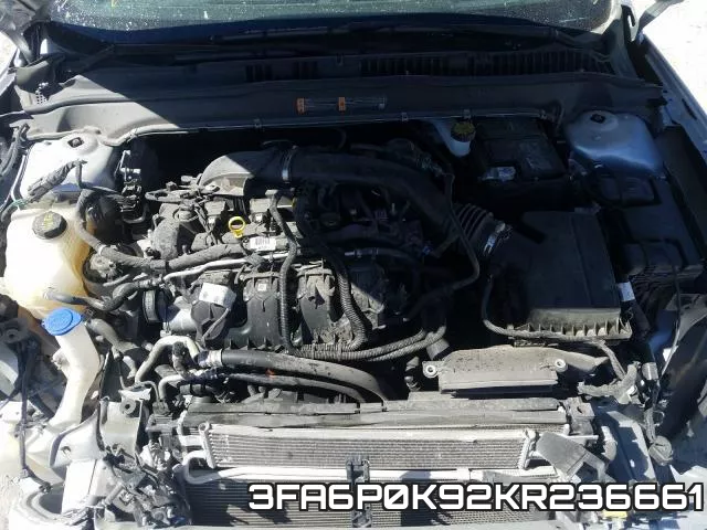 3FA6P0K92KR236661 фото 8