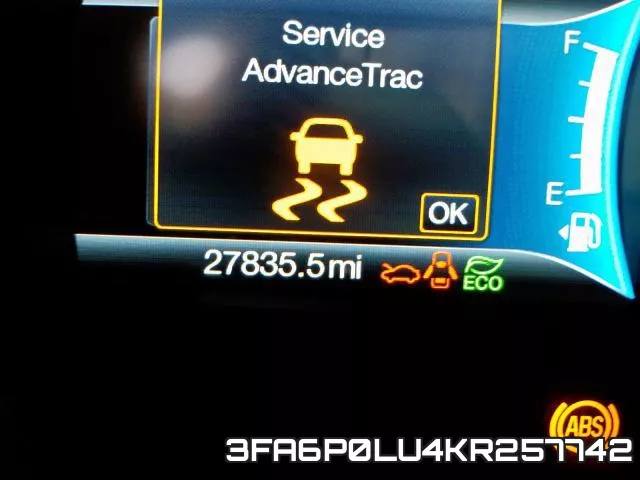 3FA6P0LU4KR257742 фото 9