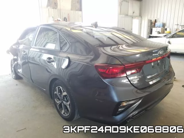 3KPF24AD9KE068806 фото 4