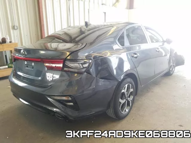 3KPF24AD9KE068806 фото 5