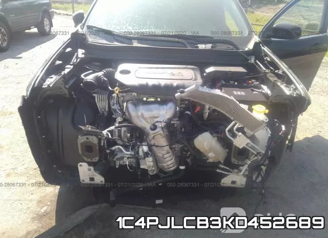 1C4PJLCB3KD452689 фото 7