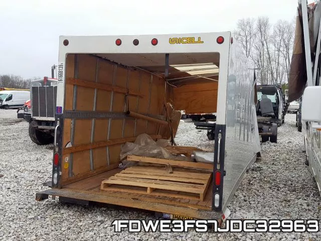 1FDWE3FS7JDC32963 фото 5