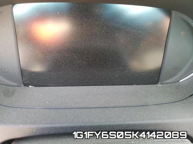1G1FY6S05K4142089 фото 9