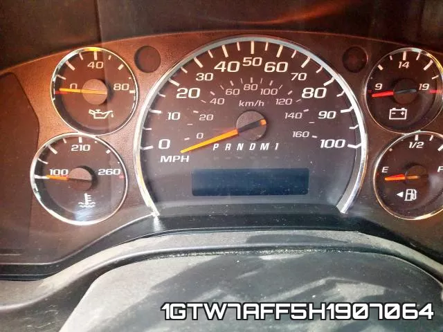 1GTW7AFF5H1907064 фото 9