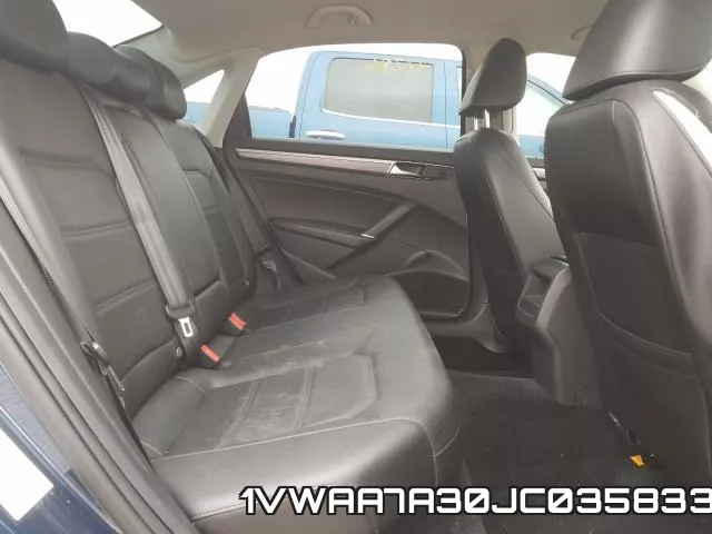 1VWAA7A30JC035833 фото 7