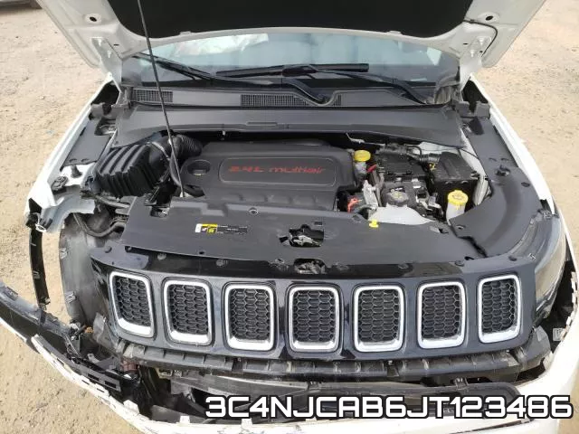 3C4NJCAB6JT123486 фото 8