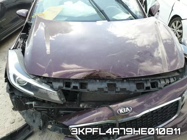 3KPFL4A79HE010811 фото 8