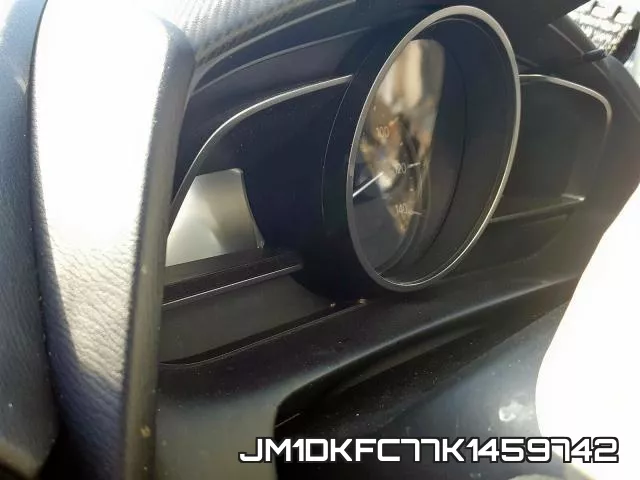 JM1DKFC77K1459742 фото 9