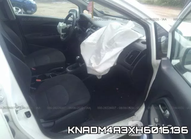 KNADM4A3XH6016136 фото 5