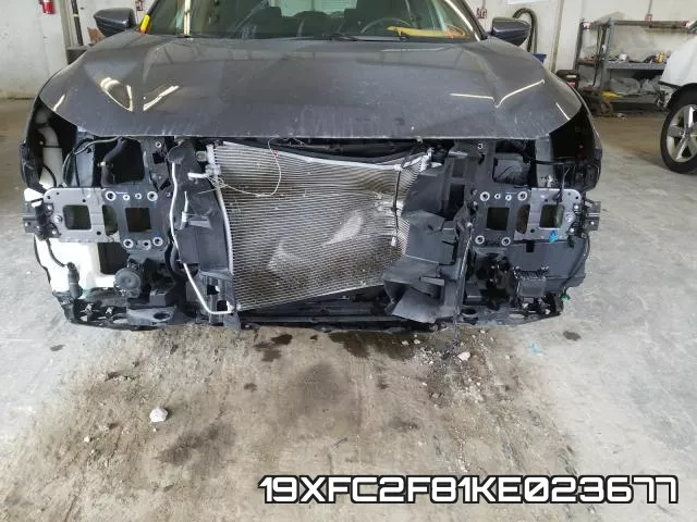 19XFC2F81KE023677 фото 10