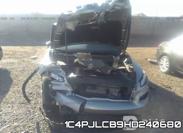 1C4PJLCB9HD240680 фото 7