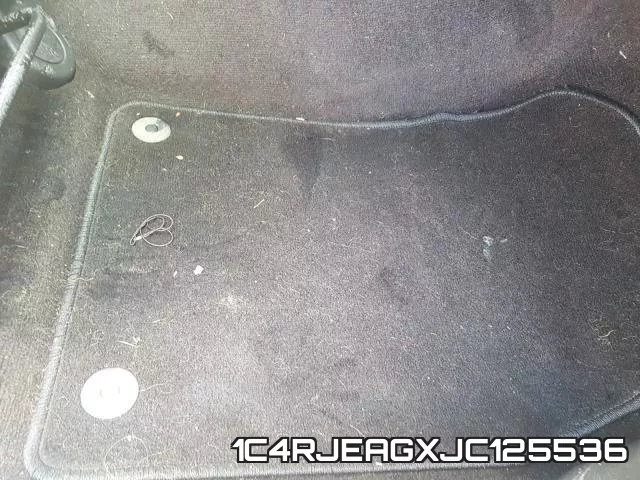1C4RJEAGXJC125536 фото 9