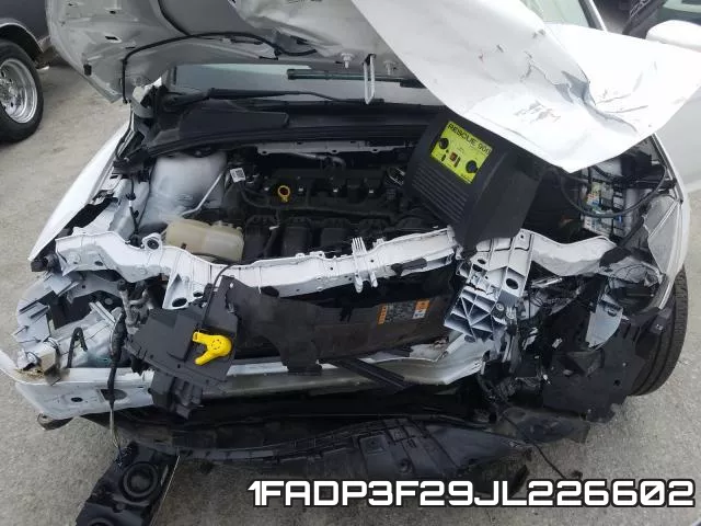 1FADP3F29JL226602 фото 8