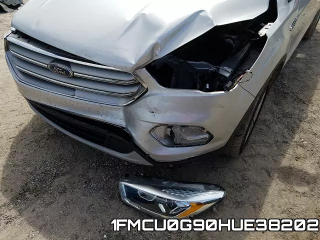 1FMCU0G90HUE38202 фото 10