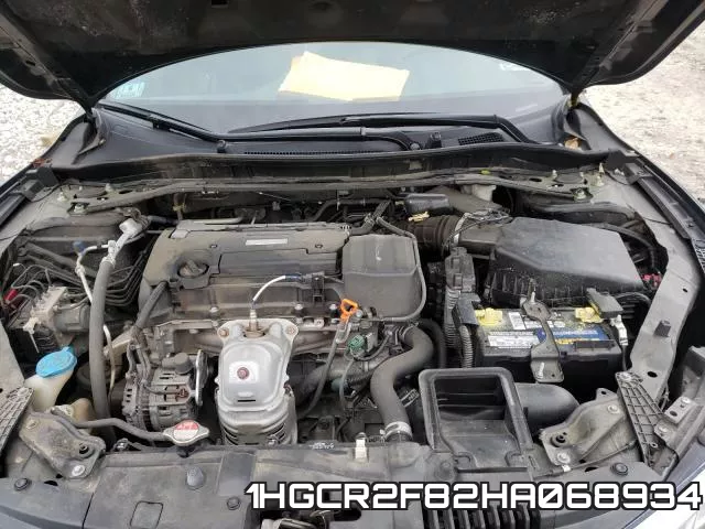 1HGCR2F82HA068934 фото 8