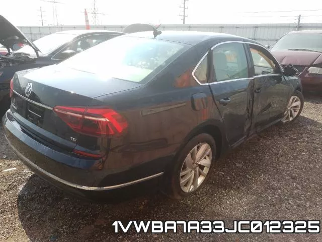 1VWBA7A33JC012325 фото 5
