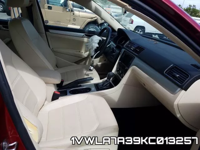 1VWLA7A39KC013257 фото 6