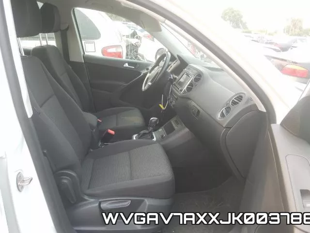 WVGAV7AXXJK003788 фото 6