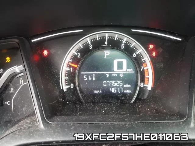 19XFC2F57HE011063 фото 9