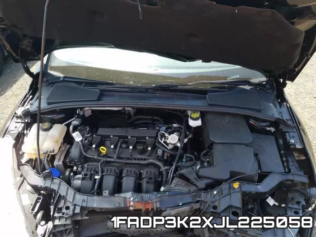 1FADP3K2XJL225058 фото 8