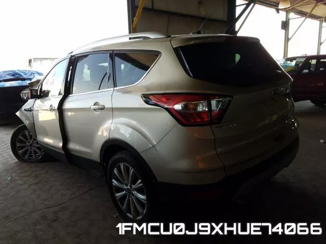 1FMCU0J9XHUE74066 фото 4