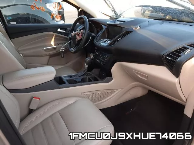 1FMCU0J9XHUE74066 фото 6