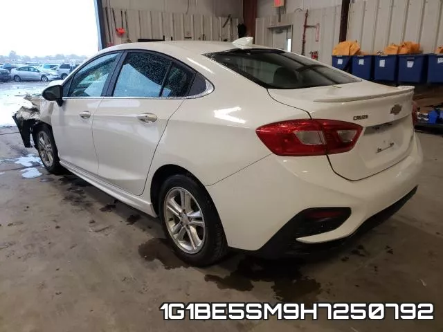 1G1BE5SM9H7250792 фото 4