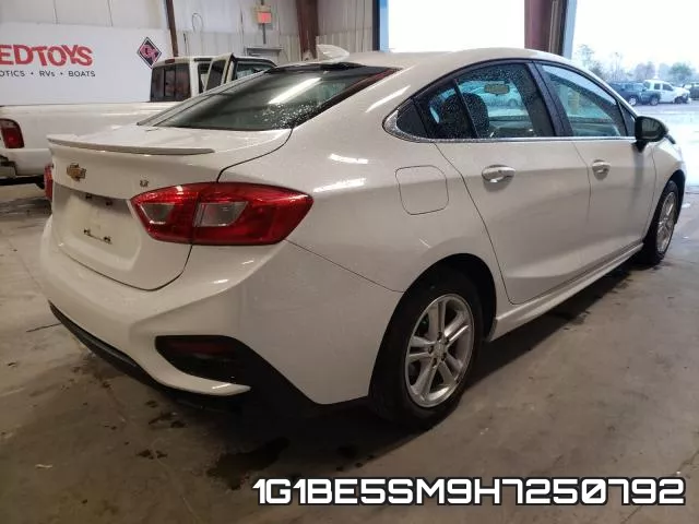 1G1BE5SM9H7250792 фото 5