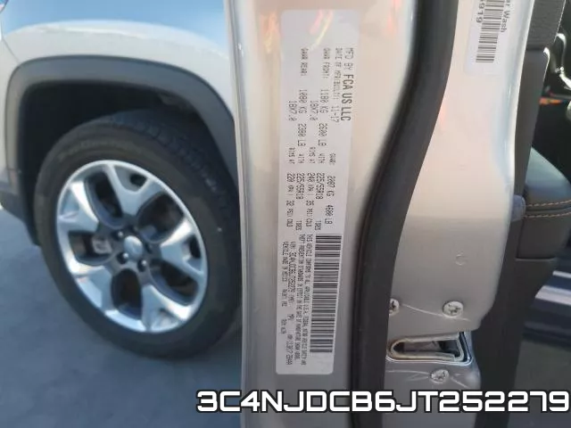 3C4NJDCB6JT252279 фото 2