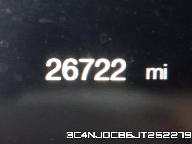 3C4NJDCB6JT252279 фото 9