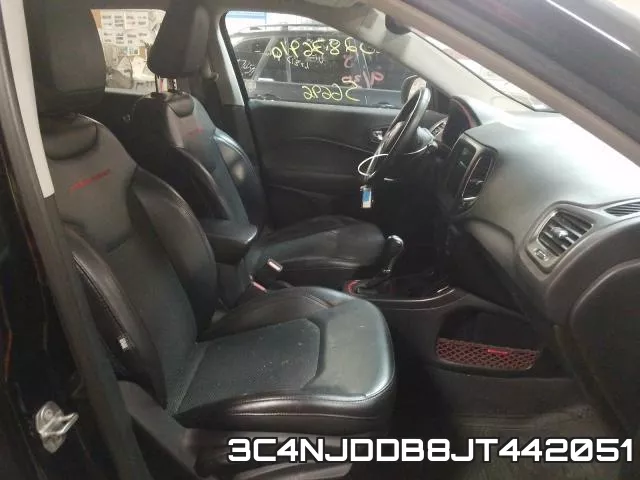 3C4NJDDB8JT442051 фото 6