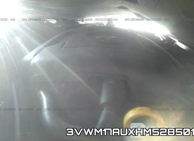 3VWM17AUXHM528501 фото 2