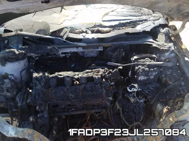 1FADP3F23JL257084 фото 8