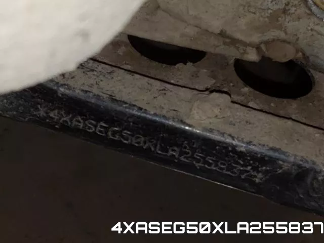 4XASEG50XLA255837 фото 2