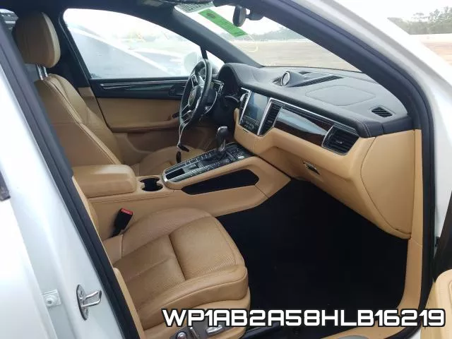 WP1AB2A58HLB16219 фото 6