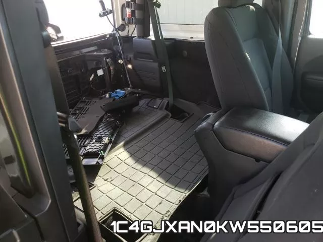 1C4GJXAN0KW550605 фото 7